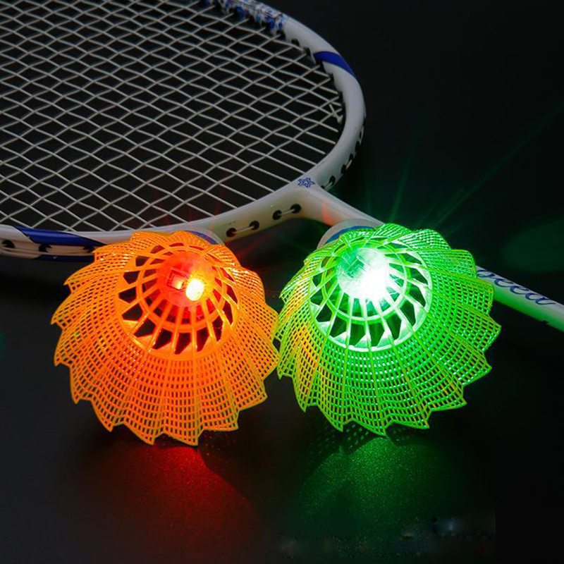 WELKIN 4 sztuk ciemna noc LED  – Badminton Nylon Shuttlecock recenzja i cena